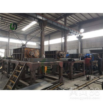 新型塑料撕碎機(jī) 高效處理塑料垃圾，助力新型膜材料制造的綠色引擎